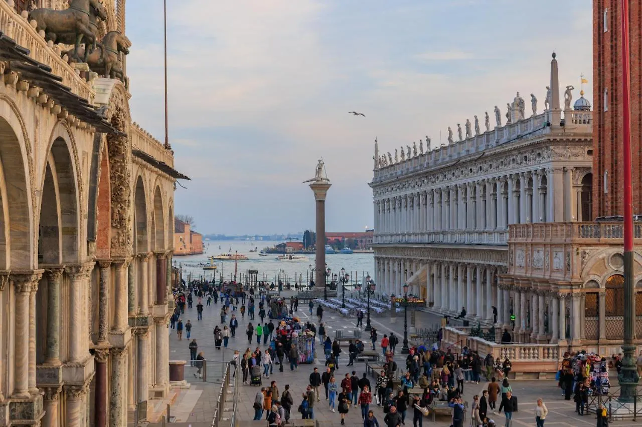 Pensión Hotel 286 Piazza San Marco Venecia Italia