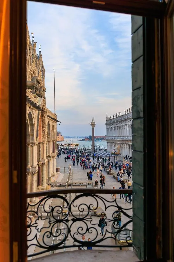 Pensión Hotel 286 Piazza San Marco Venecia Italia