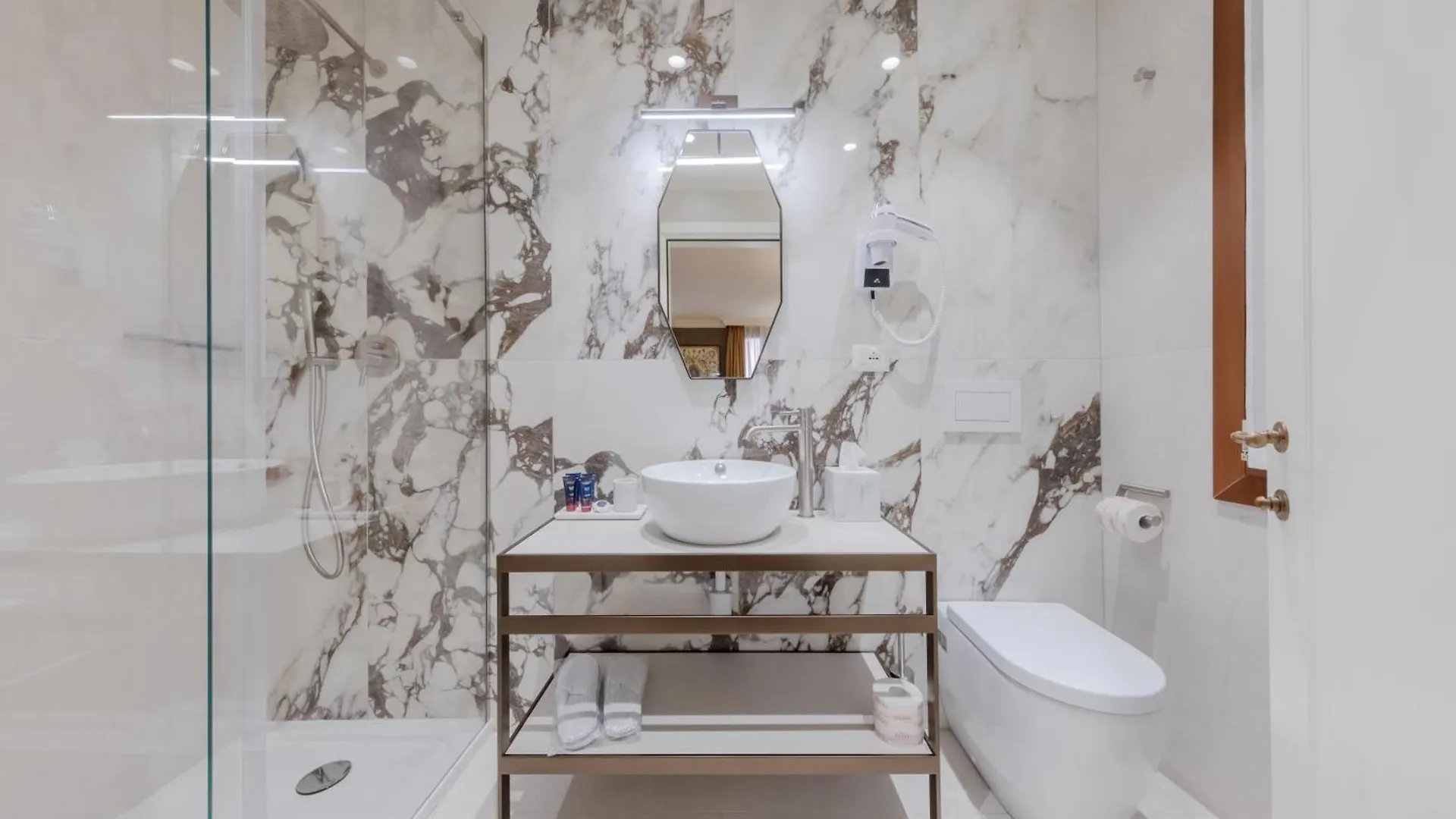 Pensión Hotel 286 Piazza San Marco Venecia